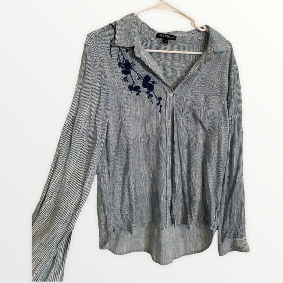 Velvet Heart Embroidered Button-Down Blouse Size XL - Picture 1 of 5